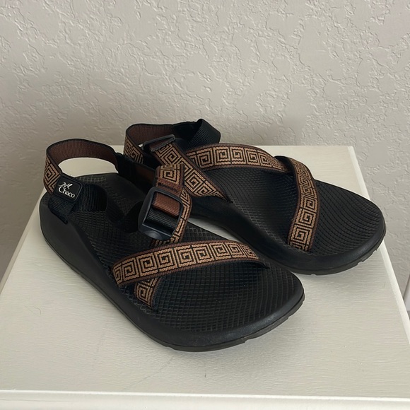 chaco vibram mens